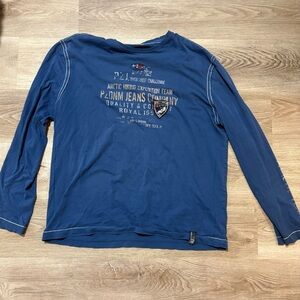 American Eagle Outfitters Navy Graphic Long Sleeve Tee